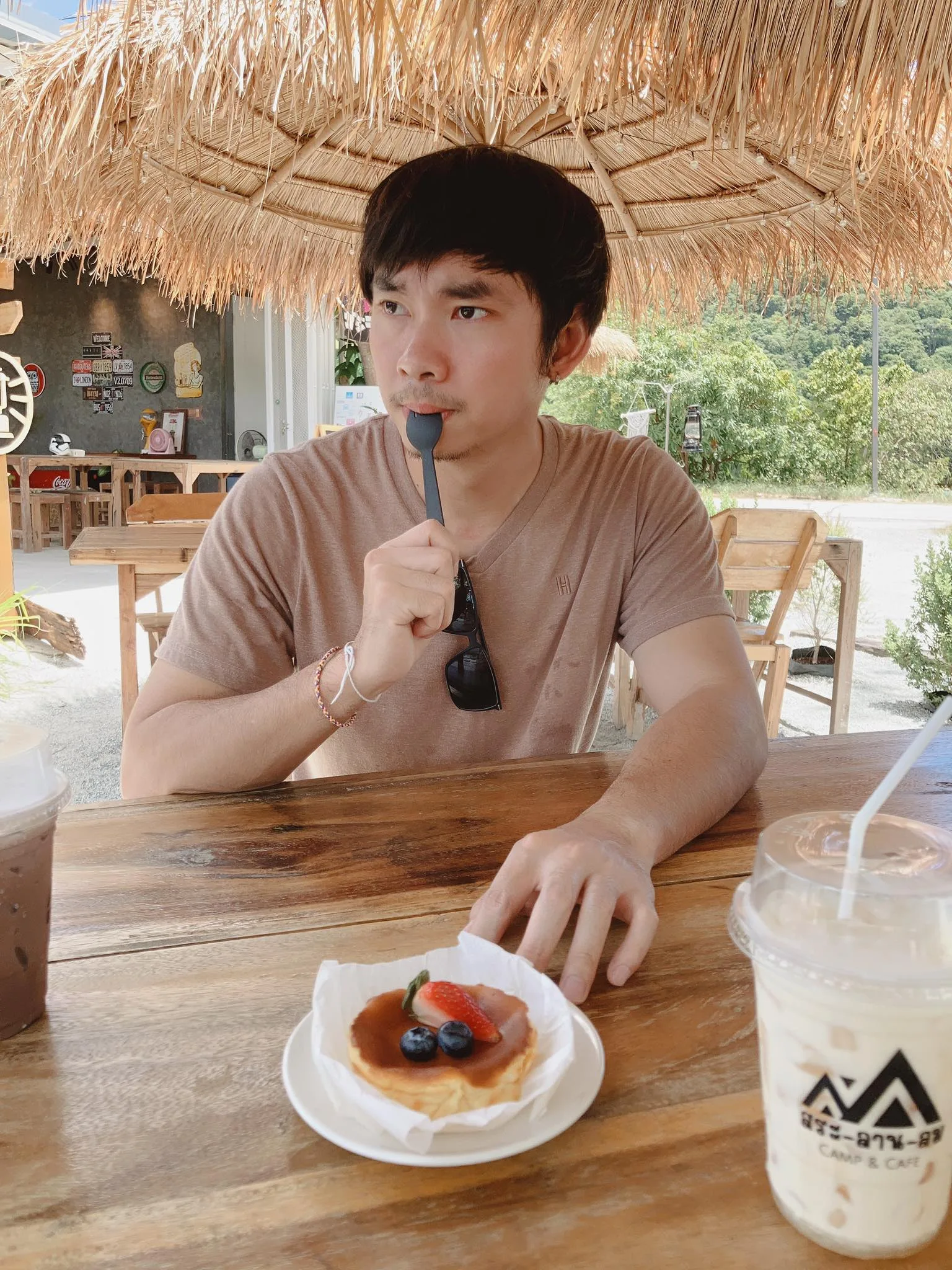 ต้นน้ำ#162 ผู้ชาย 28 ปี ชลบุรี