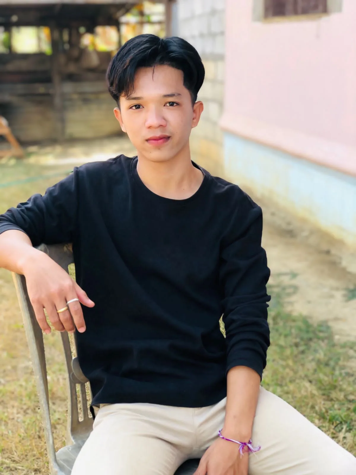 ชื่อจ๊อด#176 ผู้ชาย 20 ปี กรุงเทพมหานคร